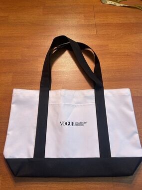 Vogue College of Fashion Logo Tote Bag in White and Black
